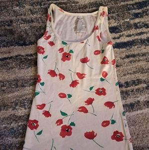 A new, very cute flower shirt.